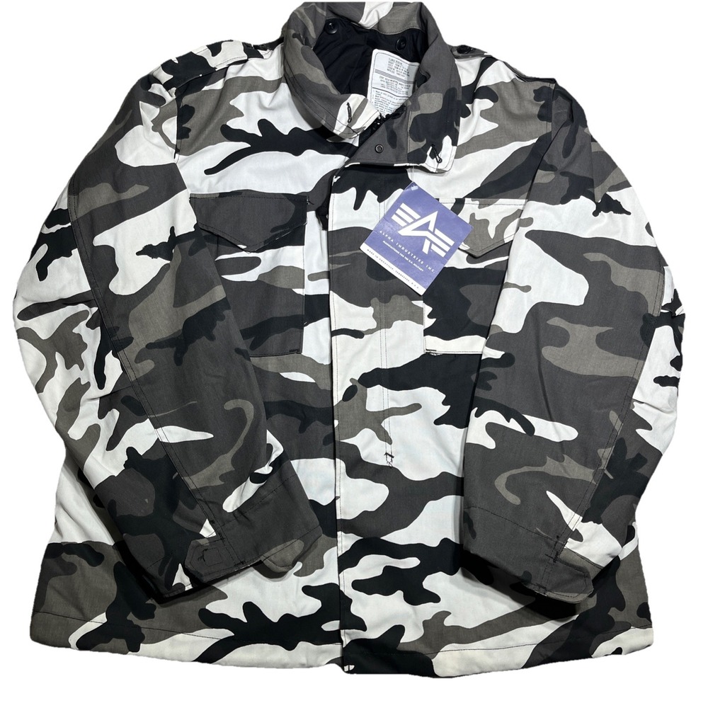 Alpha Industries Field Jacket Men's XLWhite Urban Camo Cold Weather M65 USA Made